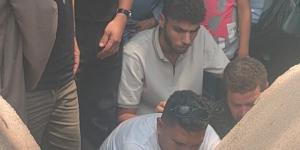 في غياب والد "مو صلاح" الفنان صبحي خليل يشيع جثمان والدته بمسقط رأسه بالغربية - هرم مصر
