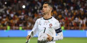 رد فعل طفل يقف بجانب رونالدو قبل مواجهة البرتغال وأرمينيا يثير تفاعلا واسعا (فيديو) - هرم مصر
