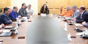 وزيرة التضامن الاجتماعي تترأس اجتماع اللجنة العليا لمتابعة الشكاوى والطلبات والخدمات بالوزارة..وتتابع الإجراءات المتخذة لقياس رضا المواطن - هرم مصر