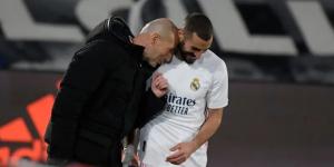 إجماع فرنسي على تولي زيدان مهمة تدريب المنتخب - هرم مصر