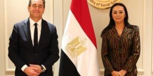 خلال لقائها السفير الفرنسي.. وزيرة التضامن تستعرض الجهود في قطاع الحماية الاجتماعية - هرم مصر