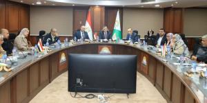 محافظ الجيزة يبحث موقف المرافق ودعم البنية التحتية بالمنطقة الصناعية بأبو رواش - جريدة هرم مصر