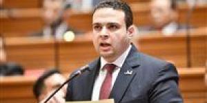 النائب عبد المنعم إمام يقدم اقتراح برغبة بشأن سرعة إلغاء نظام التعاقد الحالي بنظام “خدمة العملاء” - جريدة هرم مصر