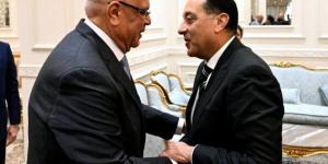 مدبولي يهنئ رئيس مجلس النواب بتوليه مهام منصبه - جريدة هرم مصر