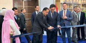 رئيس الوزراء يفتتح معرض الكتاب ويتفقد جناح وزارتى الدفاع والداخلية - جريدة هرم مصر