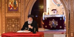 البابا تواضروس يتلقى اتصال هاتفى من المستشار عدلى منصور للاطمئنان على صحته - جريدة هرم مصر