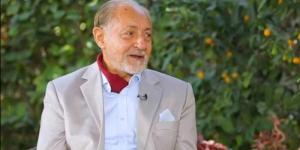 آخر تطورات الحالة الصحية لـ عبد العزيز مخيون بعد إجرائه عملية جراحية - جريدة هرم مصر