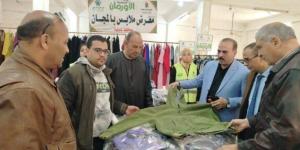 تنظيم معرض مجانى لتوزيع الملابس الجديدة لدعم 11 قرية بمركز الشهداء بالمنوفية - جريدة هرم مصر