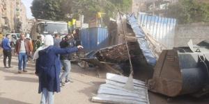 حملة مكبرة لرفع الإشغالات وتحسين مستوى النظافة بحي شرق شبرا الخيمة - جريدة هرم مصر