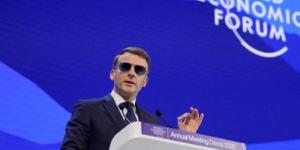 نظارات ماكرون في دافوس تتحول إلى «ترند» عالمي وتنعش أسهم شركة فرنسية - جريدة هرم مصر