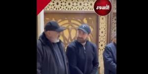 أبرزهم أحمد السقا.. نجوم الفن يقدمون العزاء في والدة نضال الشافعي بالحامدية الشاذلية - جريدة هرم مصر
