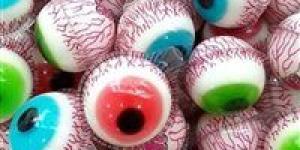 استشاري الصحة النفسية ..حلوى “Eye Ball” التريند تشكّل وعي الأطفال وتغذّي السلوك العدواني - جريدة هرم مصر