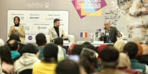 من معرض الكتاب.. زاهي حواس يطلق حملة كبرى لاستعادة المسلة المصرية ببريطانيا - جريدة هرم مصر