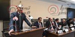 وزير الاتصالات يكشف خطة من 5 محاور لضبط استخدام الأطفال لوسائل التواصل الاجتماعي - جريدة هرم مصر