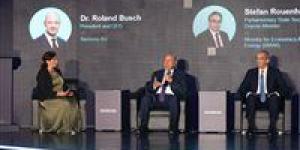 وزير الصناعة والنقل يستعرض مستقبل مصر الرقمي والبنية التحتية الحديثة خلال احتفال سيمنز - جريدة هرم مصر