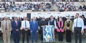 رئيس جامعة بنها يكرم المبدعين ويؤكد دعم المواهب الطلابية في فعالية مميزة - جريدة هرم مصر