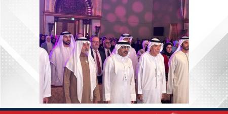 شهد تسلّم المعلّم البحريني عيسى حسين جائزة المعلّم المبدع عربيًّا .. وزير التربية والتعليم يشارك في حفل تكريم الفائزين بجائزة خليفة التربوية بأبوظبي - هرم مصر
