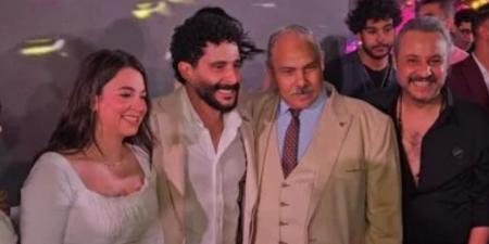 مصطفى منصور وهايدي رفعت يحتفلان بخطبتهما بحضور محمد كيلاني ورضوان - هرم مصر