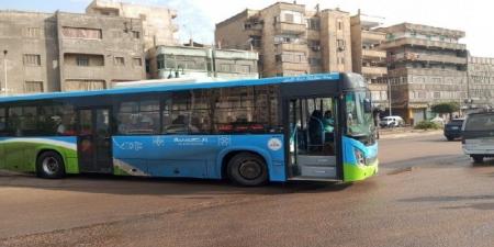 محافظ الإسكندرية بتكثيف تواجد الأتوبيسات بمختلف المناطق لتسهيل انتقال الطلاب لأداء الامتحانات - هرم مصر