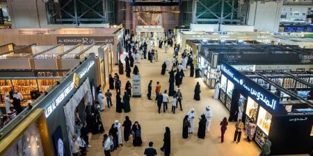 تصاميم استثنائية تدخل «غينيس» في «الساعات والمجوهرات» - هرم مصر