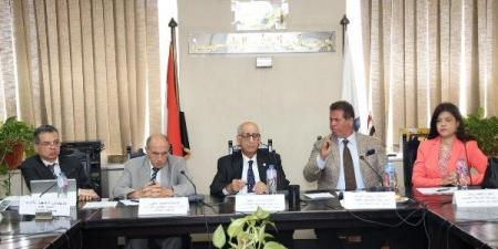 رجال الأعمال تبحث شرعنة التحول الرقمي في التقاضي - هرم مصر