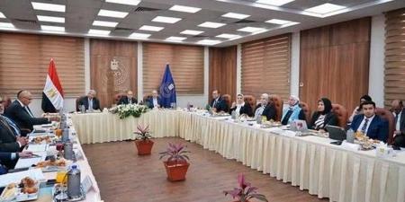 رئيس هيئة الدواء المصرية يترأس الاجتماع الخامس عشر لمجلس إدارة الهيئة - هرم مصر