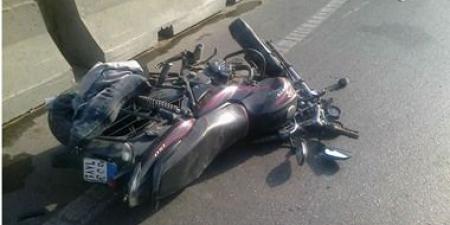 الموتوسيكل اتقلب بيهم.. كواليس إصابة شابين في حادث بالبدرشين - هرم مصر