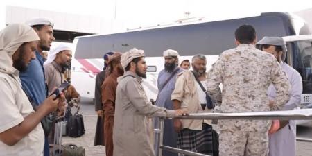 ذوي الشهداء والمصابين من القوات المسلحة اليمنية يصلون إلى المشاعر المقدسة  - هرم مصر