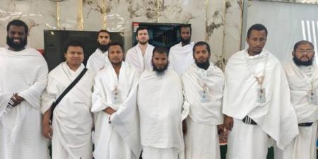 200 طالب وطالبة من طلاب المنح الدَّوليِّين بجامعة أمِّ القُرى يؤدُّون فريضة الحجّ - هرم مصر