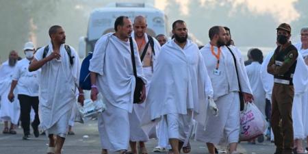 ضيوف الرحمن يتوافدون إلى صعيد عرفات لأداء ركن الحج الأعظم - هرم مصر