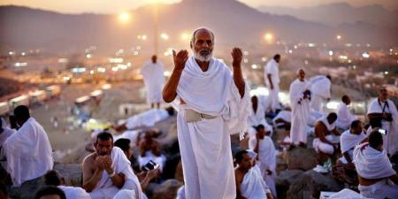 هل يُجزئ المرور بعرفة بالطائرة عن الوقوف بها؟ #دين وحياة #دار الإفتاء - هرم مصر