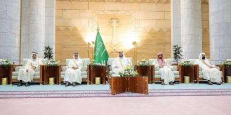 نائب أمير منطقة الرياض يستقبل المهنئين بعيد الأضحى - هرم مصر