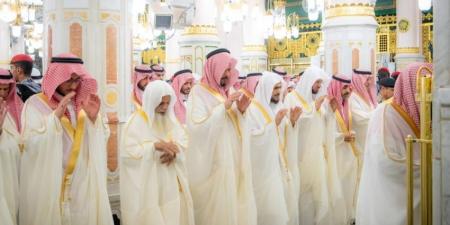 صلاة عيد الأضحى في المسجد النبوي - هرم مصر