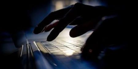 احذر من روابط التهانى المزيفة فى العيد: كيف تحمى نفسك من الاحتيال الرقمى؟ - هرم مصر