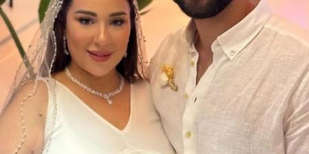 شريف منير يحتفل بزفاف بنته أسما | صور - هرم مصر