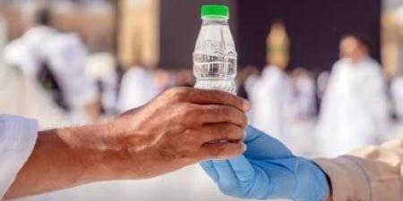 تنبيه للحجاج .. "الحج": عبوة واحدة فقط لشحن ماء زمزم لكل حاج - هرم مصر