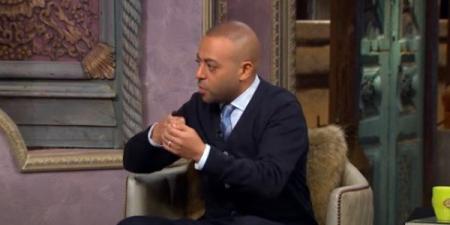 تامر عاشور يغني لعمرو مصطفى ويعلن تصالحه معه على الهواء - هرم مصر