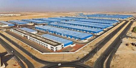 فتح باب التقدم والحجز إلكترونيًا عبر منصة مصر الصناعية الرقمية لـ 1800 قطعة أرض صناعية - هرم مصر