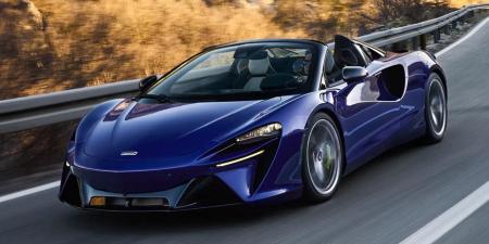 سعر ومواصفات ماكلارين Artura Spider الخارقة في الإمارات.. صور - هرم مصر