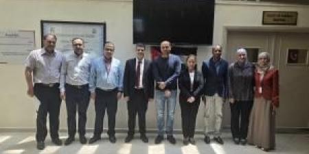باحثون من صيدلة فيلادلفيا يستعرضون أحدث أبحاثهم في ندوة علمية في مجال الصيدلة - هرم مصر