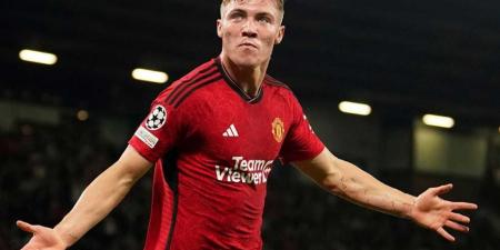 مانشستر يونايتد يُنهي علاقته بالمهاجم الدنماركي هويلوند - هرم مصر
