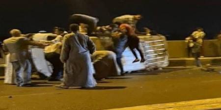 بالأسماء.. إصابة 10 في حادث تصادم سيارتين بالبحيرة - هرم مصر