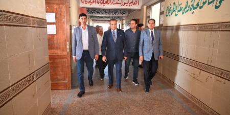محافظ جنوب سيناء يتفقد لجان امتحانات الثانوية العامة بشرم الشيخ - هرم مصر