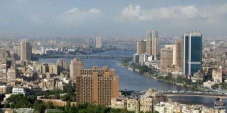 خبير بيئي يطمئن المصريين بشأن طقس صيف 2025 - هرم مصر