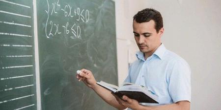 بوابة الوظائف الحكومية تتيح الاستعلام عن موعد امتحانات وظيفة معلم مساعد - هرم مصر