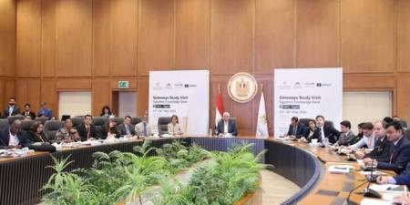 عاشور استمرار دعم البنك للمؤسسات التعليمية للارتقاء بالتصنيف الدولي - هرم مصر