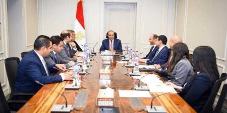 وزير الخارجية يعقد اجتماعًا مع قيادات وأعضاء مكتب نائب الوزير لمتابعة ملفات التعاون الخارجي - هرم مصر