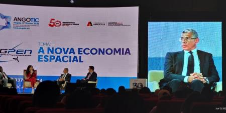 الرئيس التنفيذي لوكالة الفضاء المصرية يشارك في المنتدى الدولي لتكنولوجيا المعلومات والاتصالات بأنجولا - هرم مصر