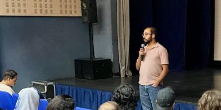 المخرج موني محمود:  إقبال جماهيري لافت على عرض أفلام مهرجان الإسكندرية للفيلم القصير بالقاهرة - هرم مصر