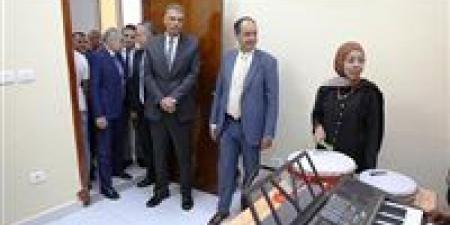 محافظ أسوان ومدير صندوق مكافحة وعلاج الإدمان والتعاطى يتفقدان مركز العزيمة بأسوان الجديدة - هرم مصر